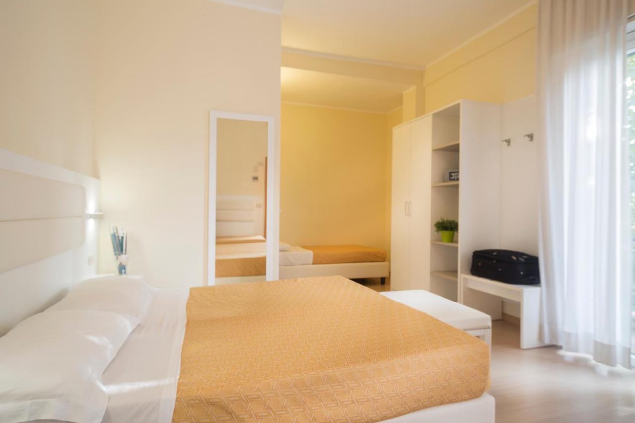 Hotel San Domingo ベラーリア・イジェア・マリーナ エクステリア 写真